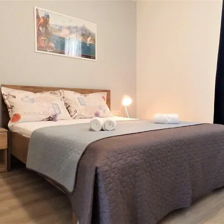 Apartment Arya Makarska