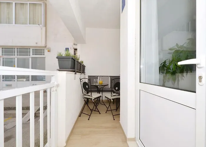 Arya Appartement